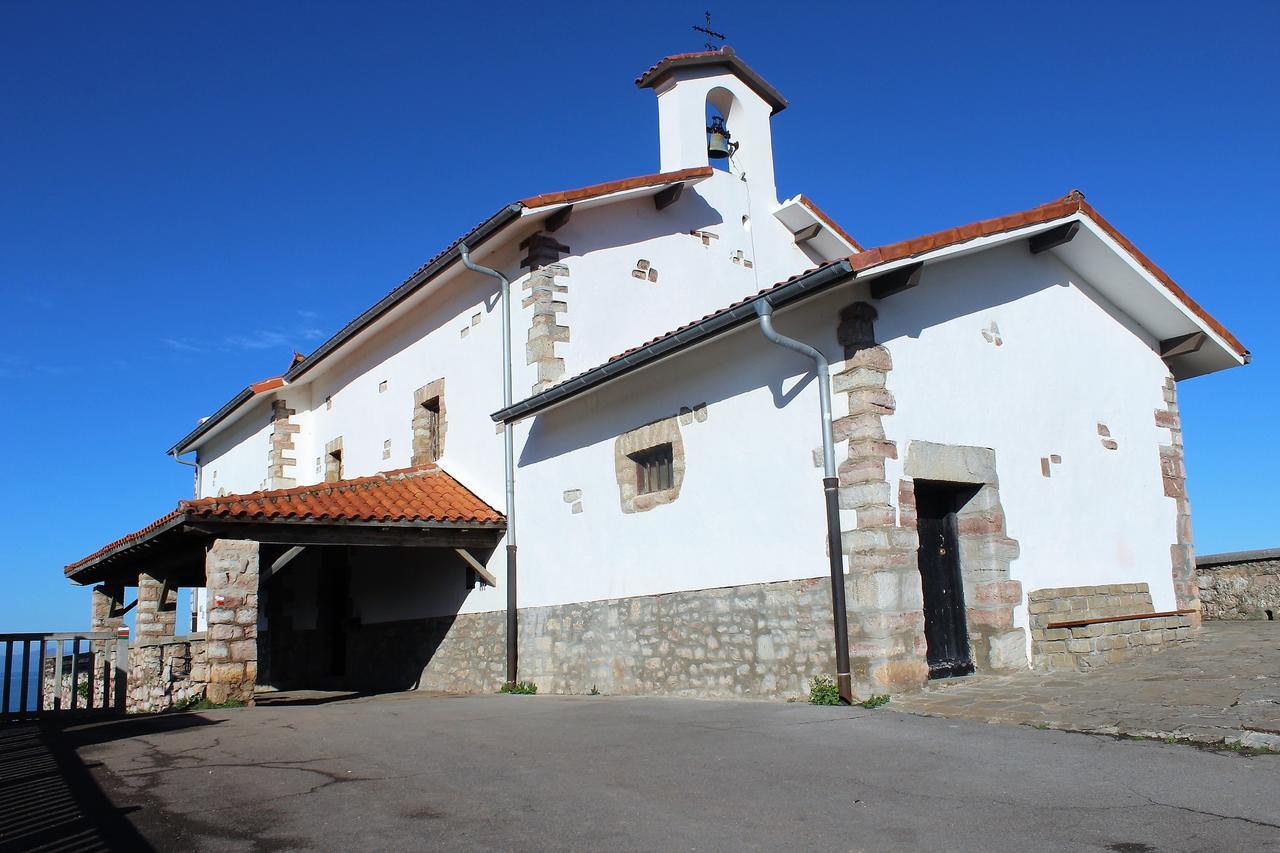 Gazteategi Bed & Breakfast Zarautz Bagian luar foto