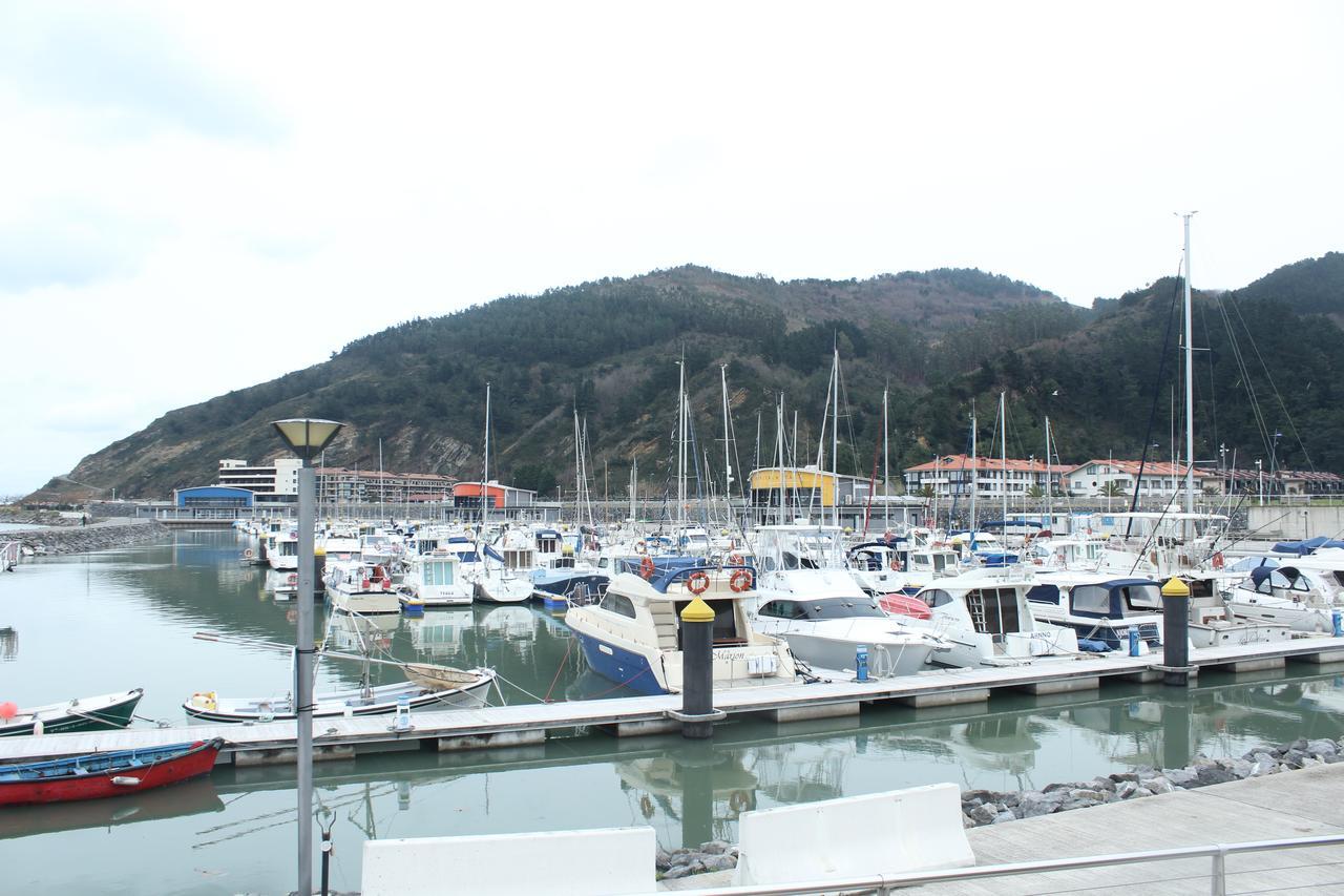 Gazteategi Bed & Breakfast Zarautz Bagian luar foto
