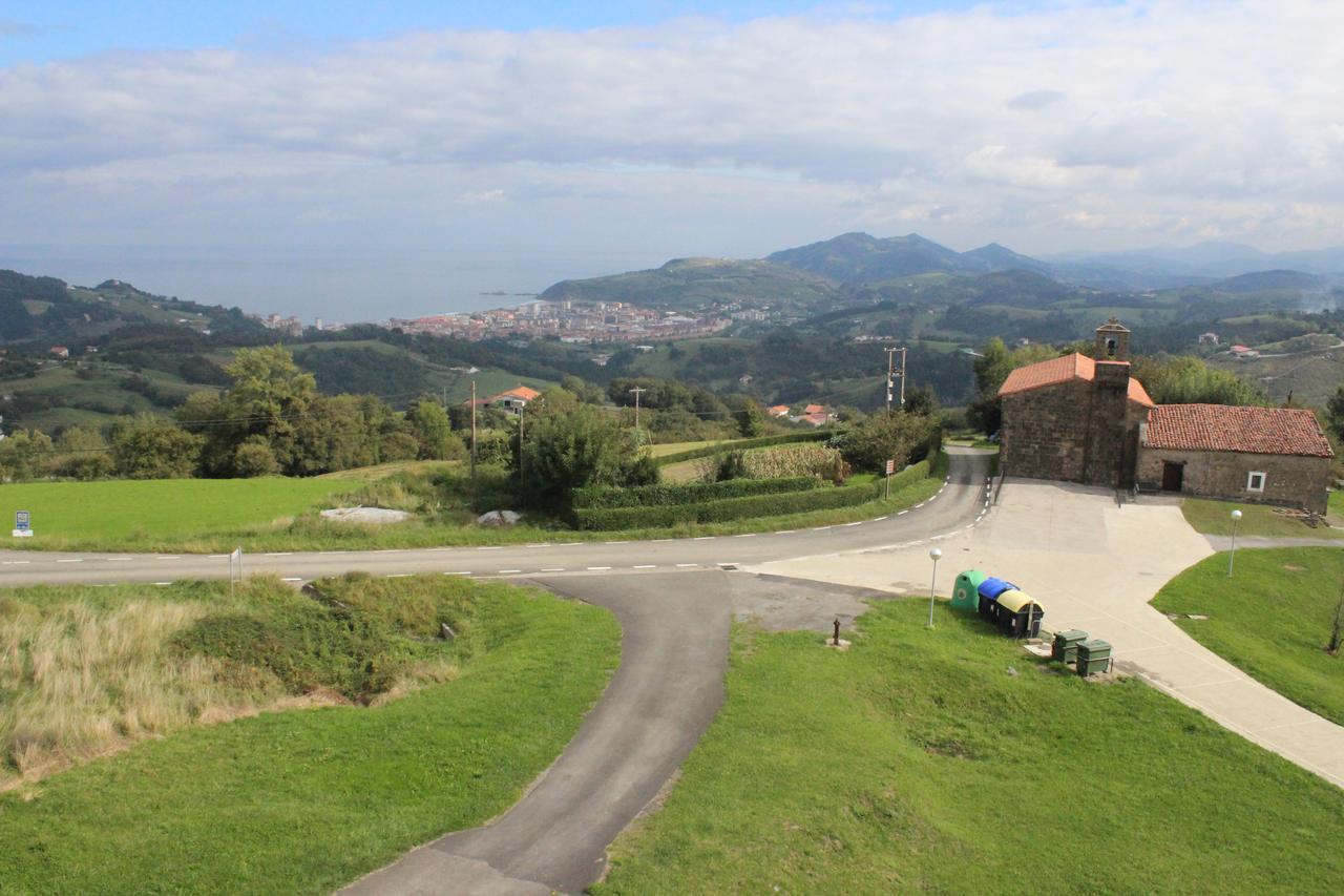 Gazteategi Bed & Breakfast Zarautz Bagian luar foto